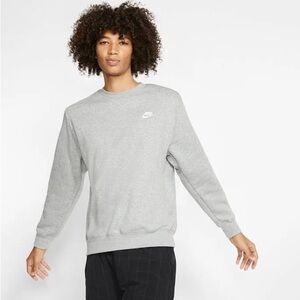 Nike Men's Light Gray Crewneck Sweater. Kids XL fits woman’s small